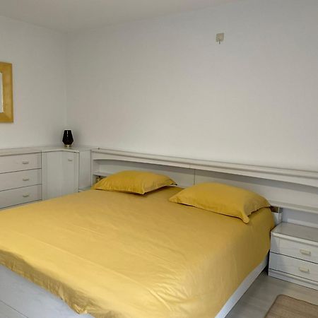 Vakantiewoning Villa 35 Maasmechelen Buitenkant foto